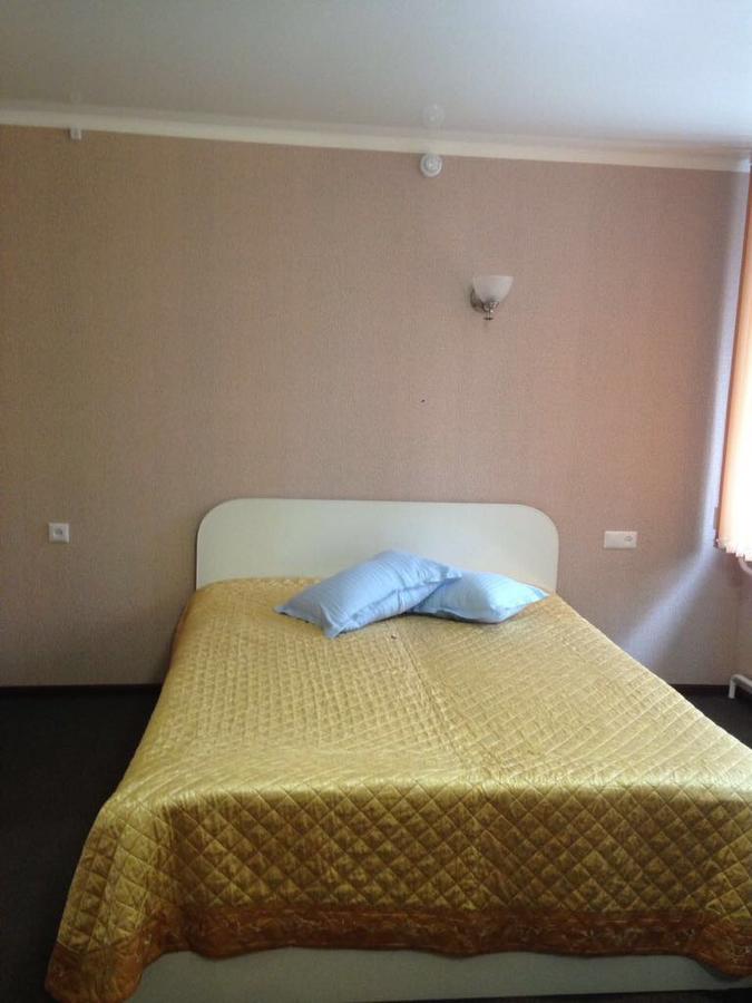 Oolit Hotel Lisakovsk Esterno foto