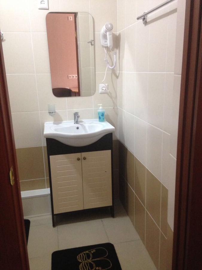 Oolit Hotel Lisakovsk Esterno foto